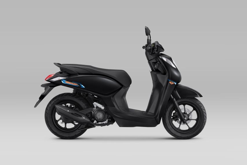 Vibrant Black Honda Genio