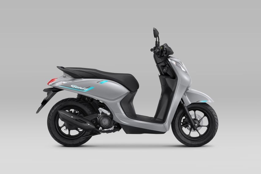 Fabulous Glossy Grey Honda Genio