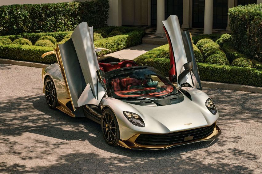 Aston Martin Valhalla Spider 